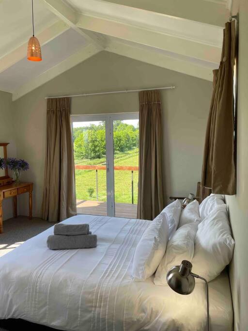 Protea Loft - Romantic Stay - No Load Shedding 希尔顿 外观 照片