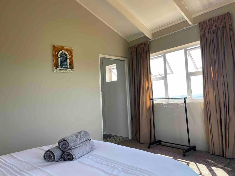 Protea Loft - Romantic Stay - No Load Shedding 希尔顿 外观 照片